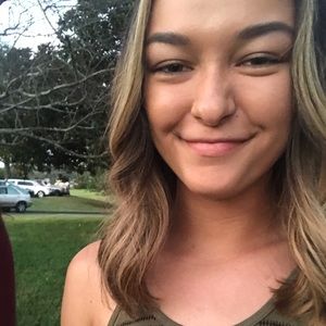 Meet your Posher, Kara